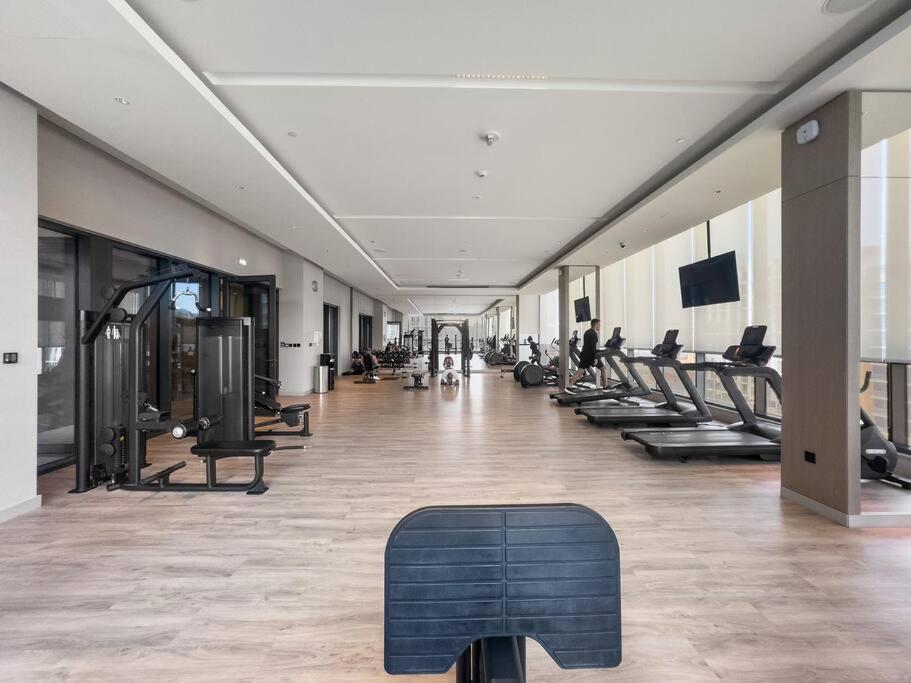 Apartment First Class Luxury 1br Bunk In Sobha Waves, Close To Downtown