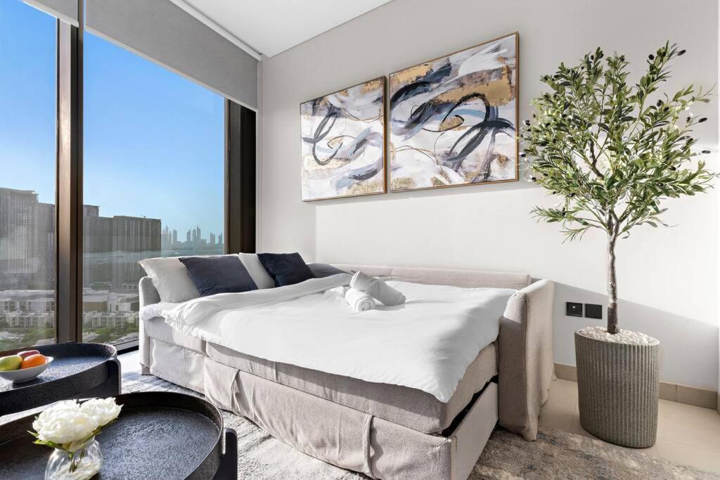 First Class Luxury 1br Bunk In Sobha Waves, Close To Downtown Apartment Dubai